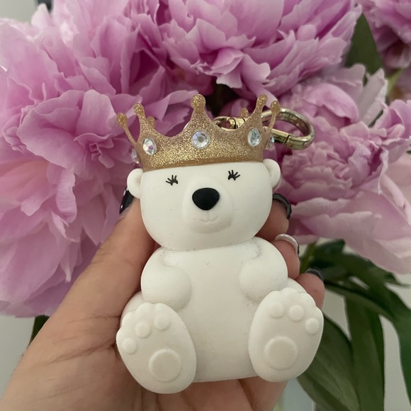 Bath & Body | Bath Body Works Polar Bear Hand Sanitizer Holder | Poshmark